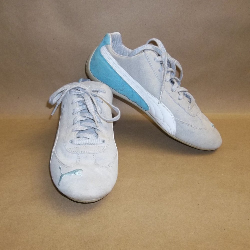 Vintage PUMA SUEDE TENNIS SHOES Teal / Gray Color Ladies Shoe Size 8.5        C5